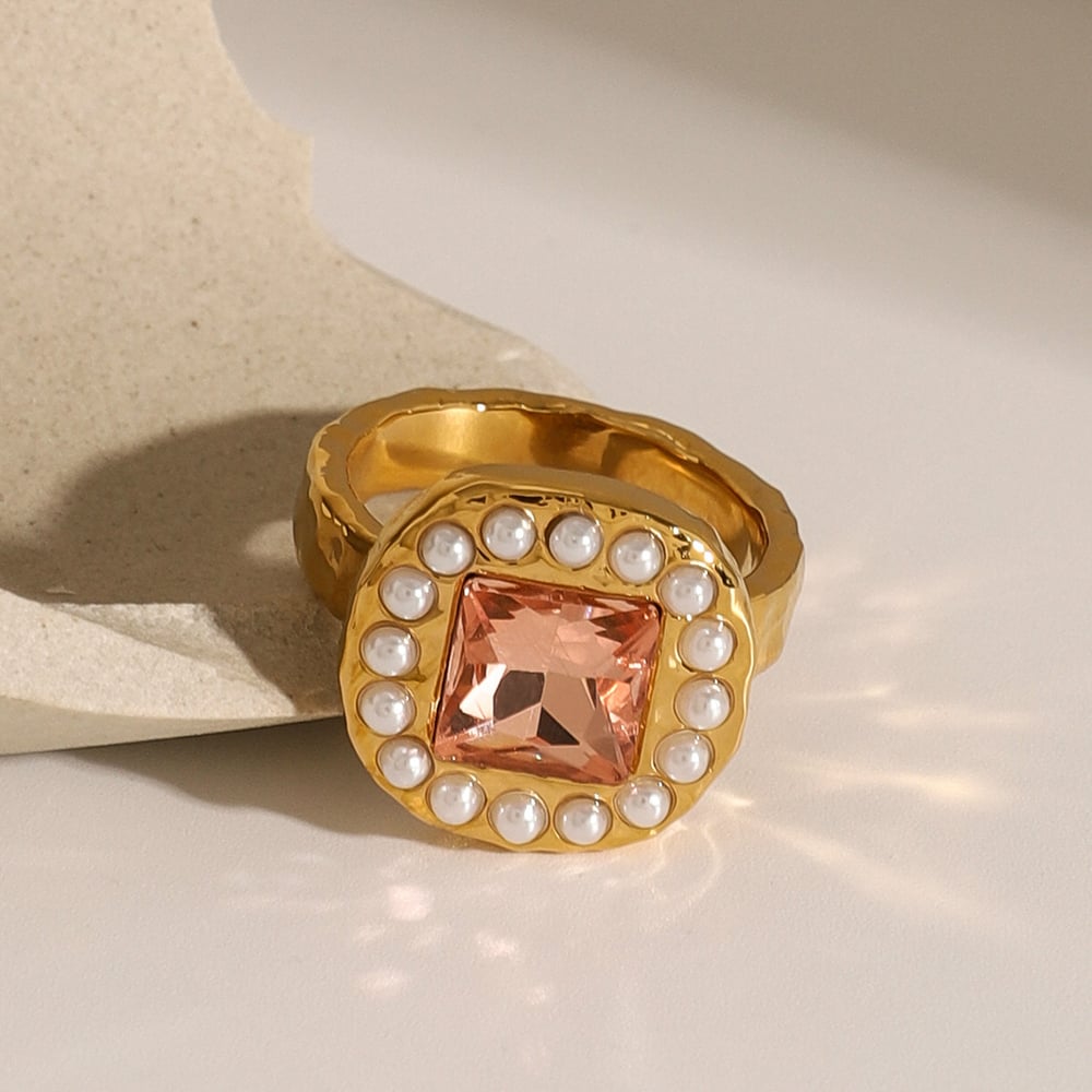 1 pair luxurious series retro geometric artificial pearls  gold plated rhinestone women single ring h5Picture2