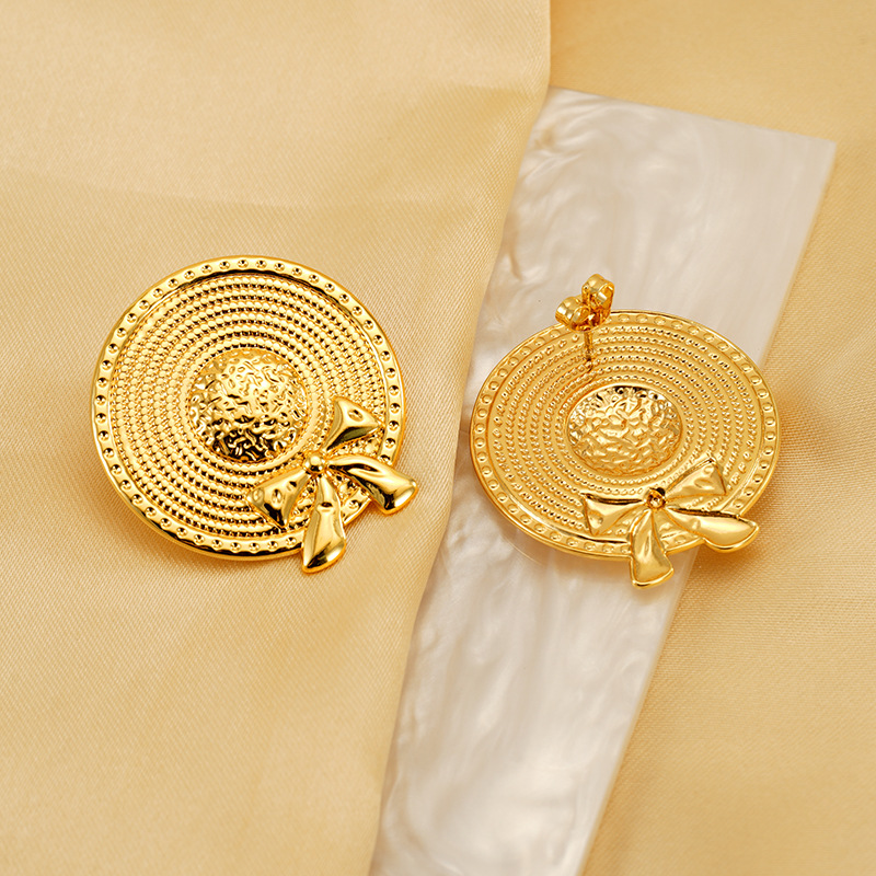 1 pair classic series retro plaid stainless steel  gold plated women drop earrings h5Picture5