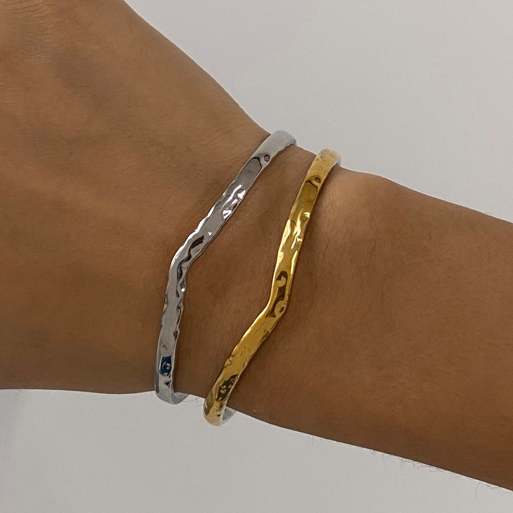 1 Piece Modern Series Asymmetric Line Stainless Steel Gold and Silver Color Women's Bangles h5Picture3