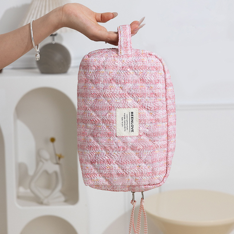 1 Piece Simple Sweet Style Patchwork Polyester Women Makeup Bag Picture4