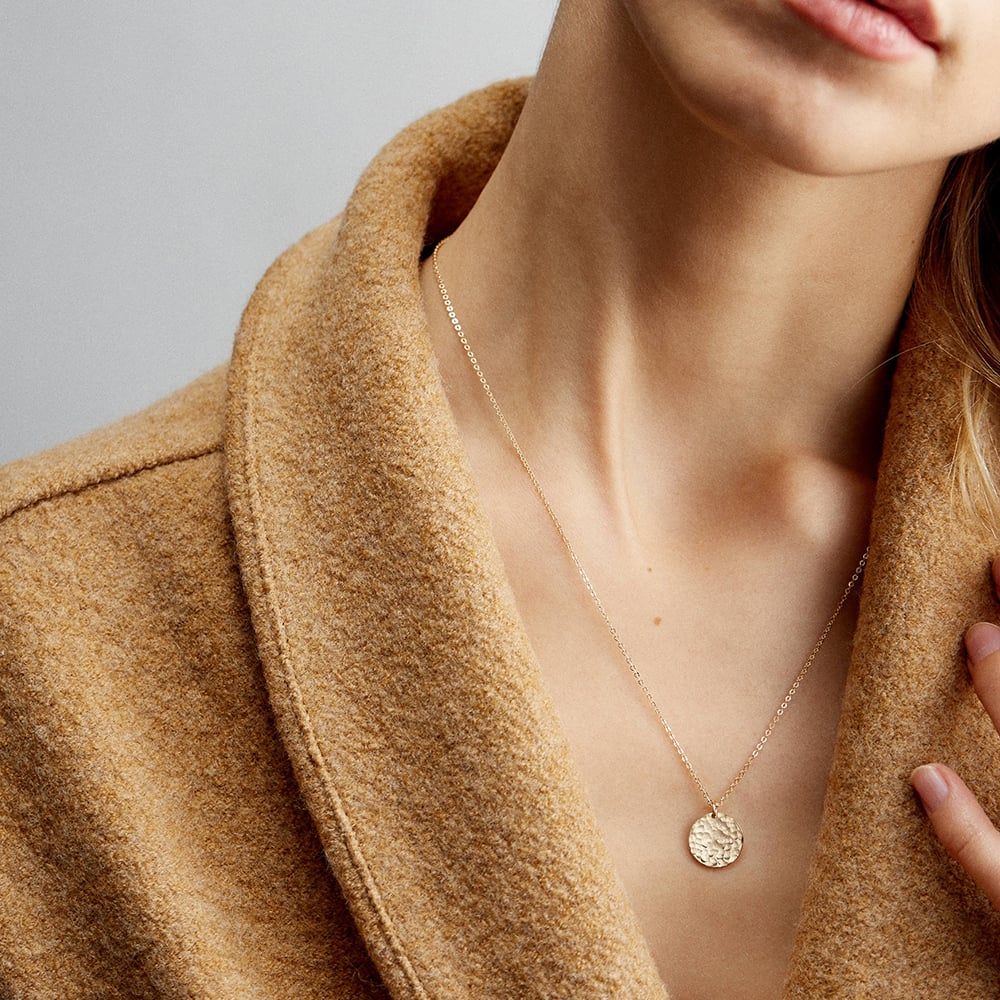 Collar de mujer de acero inoxidable color dorado con cadena simple de serie simple de 1 pieza h5Imagen7