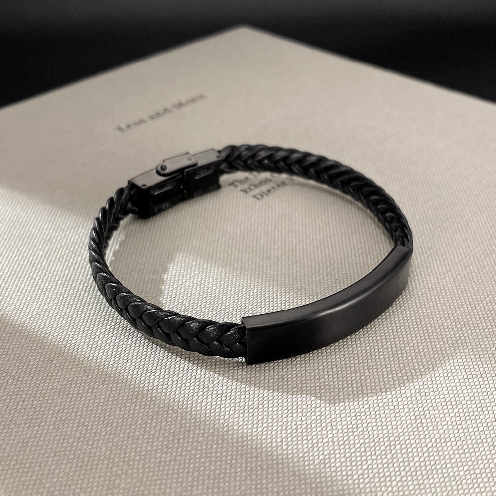 Pulseras minimalistas de acero inoxidable negro para hombre Imagen2