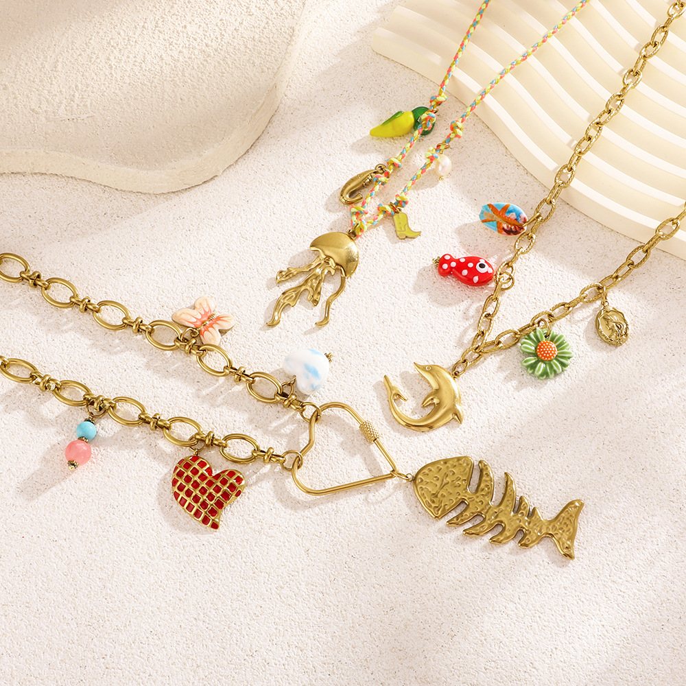 Collane con ciondolo da donna in acciaio inossidabile color oro con lisca di pesce, stile sofisticato per le vacanze h5Immagine4