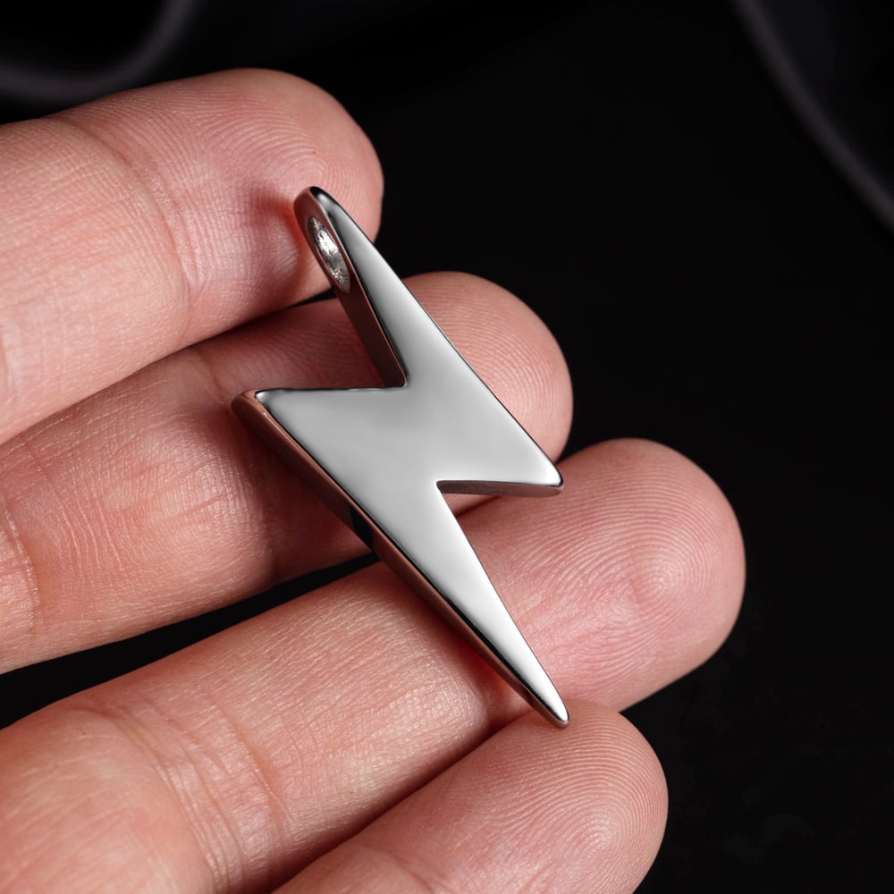 1 Piece Subtle Lightning Stainless Steel Gold Color Men's Pendant Necklaces h5Picture3