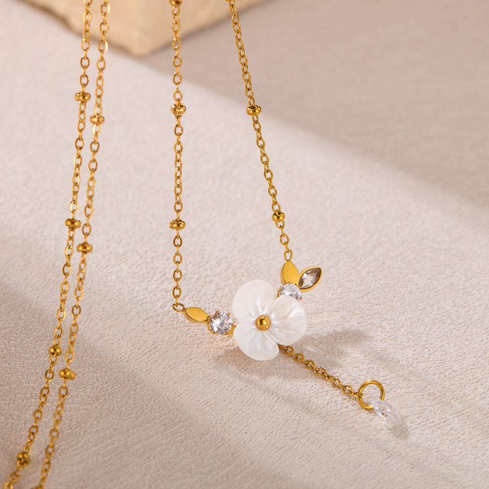 1 Piece Elegant Series Daily Flower Stainless Steel Gold Color Women's Pendant Necklaces Picture3