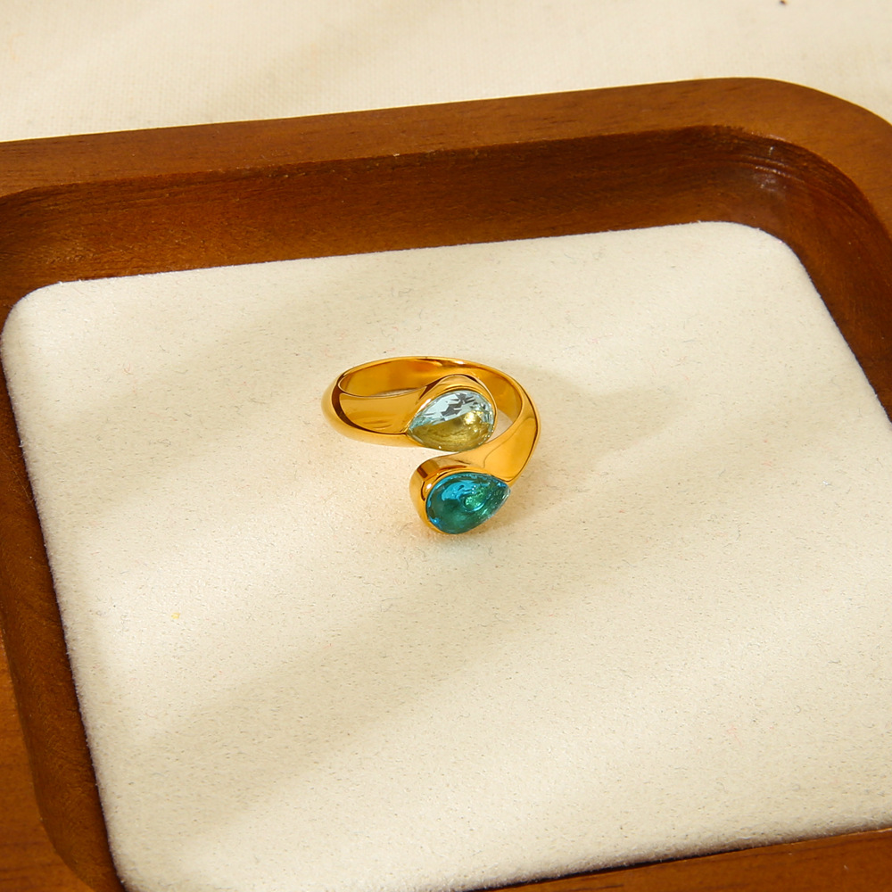 Stylish Design - Oriented Drop - shaped Stainless Steel Women's Rings h5Picture2