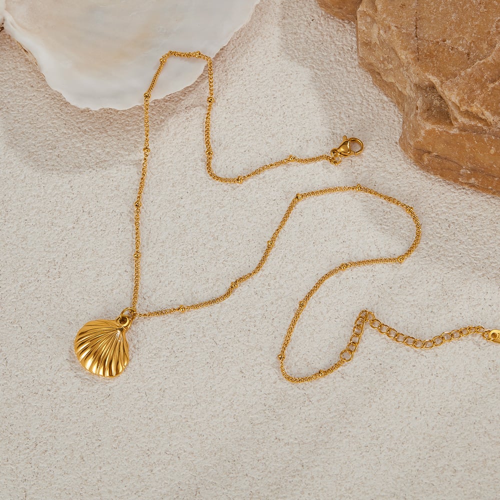 1 Piece Classic Series Retro Conch Stainless Steel Gold Color Women's Pendant Necklaces h5Picture3