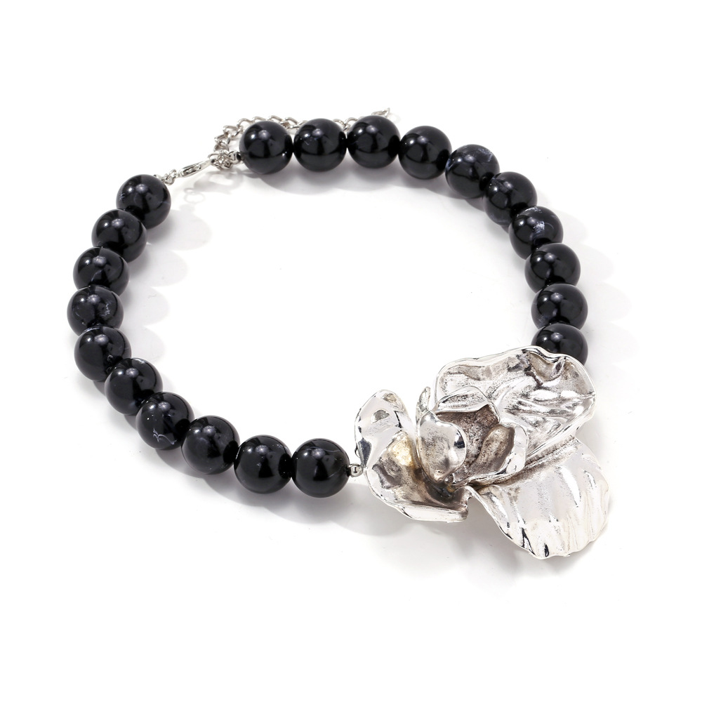 1 Piece Vintage Dimensional Exaggerated Silver Large Flower Women's Beaded Necklaces h5Picture4