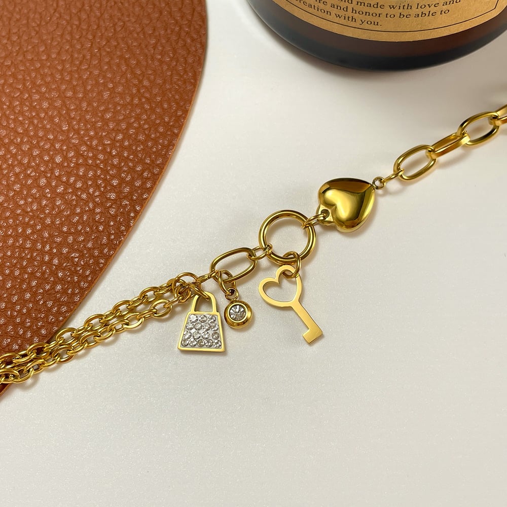 1 Piece Exquisite Series Stylish Heart Stainless Steel Gold Color Women's Charm Bracelets h5Picture4