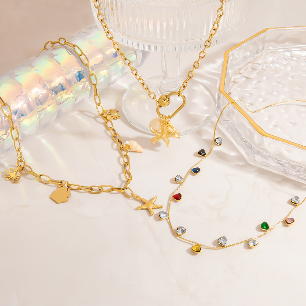 Light Luxury Simple Gem - inlaid Gold - colored Stainless Steel Necklace for Women h5Picture2