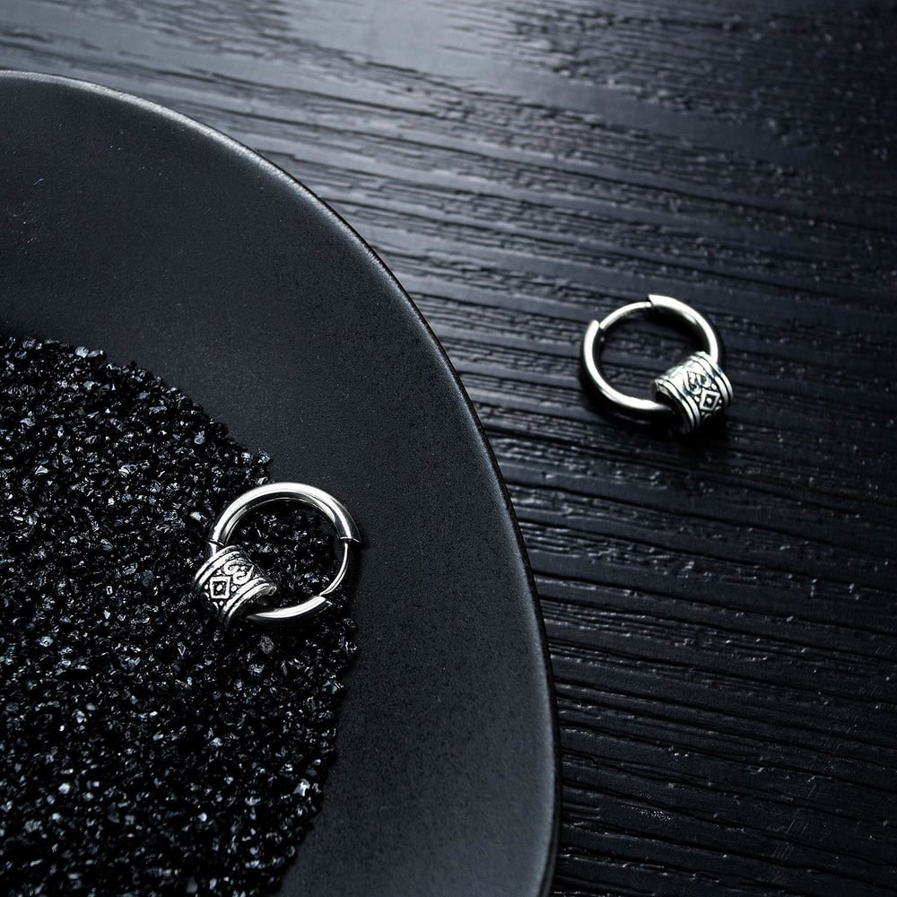 1 Çift Tasarımlı Geometrik Paslanmaz Çelik Erkek Küpe Resim5