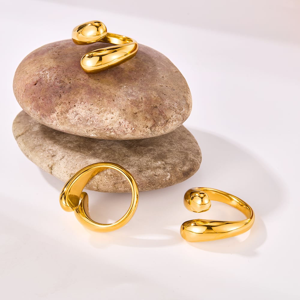 1 Stück minimalistische unregelmäßige Edelstahlringe in Goldfarbe für Damen Bild5