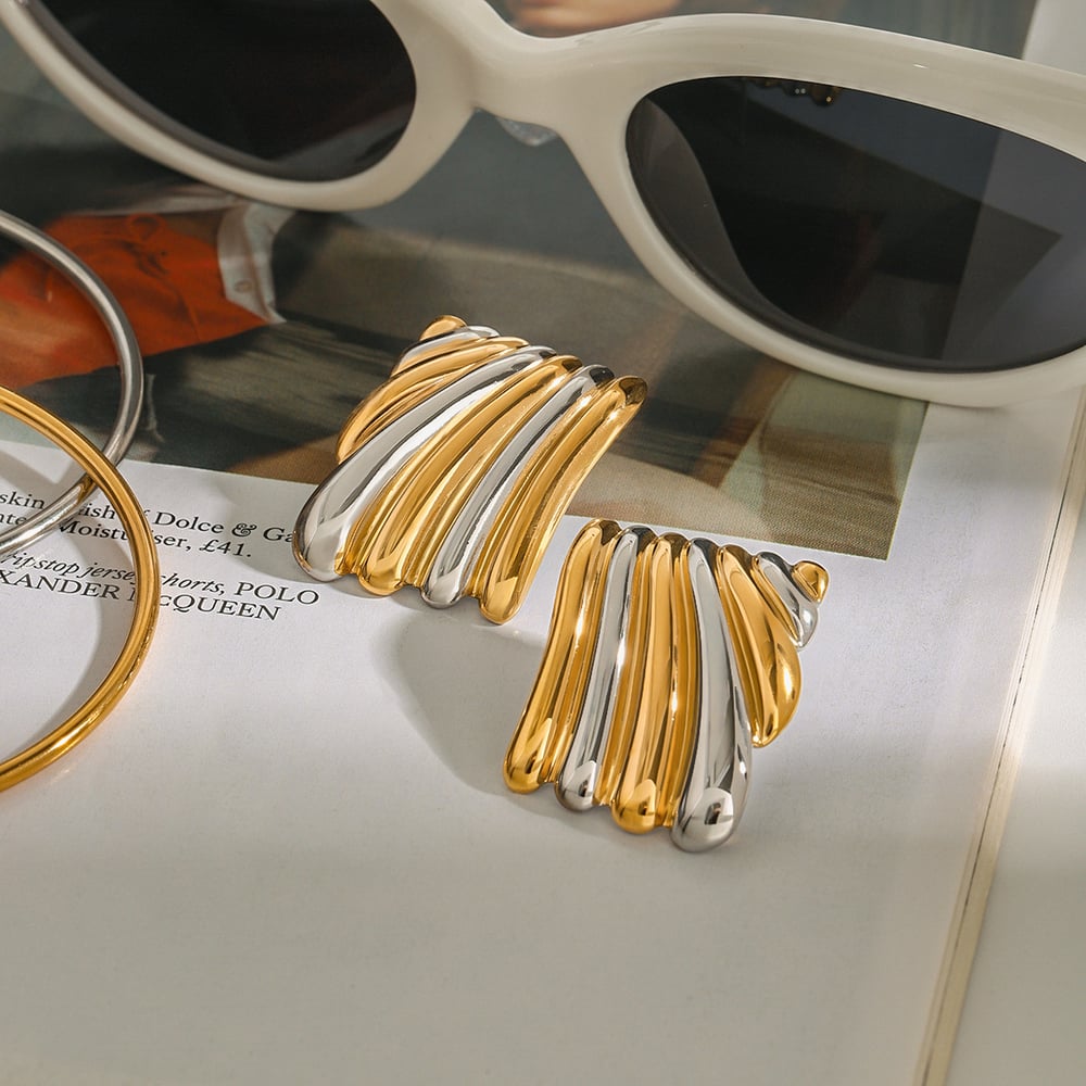 1 pair  style stainless steel gold color women's stud earrings Picture2