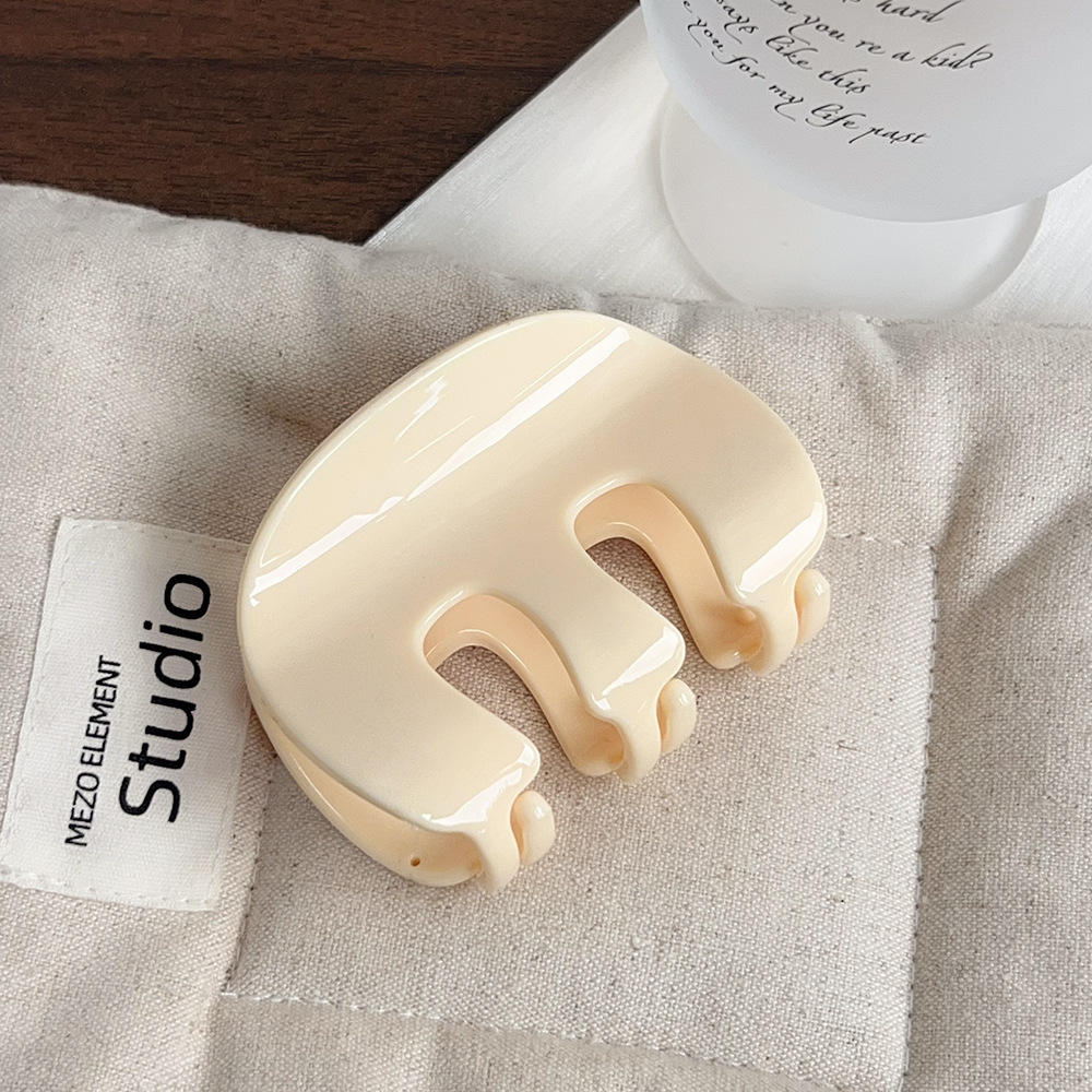 1 Piece Simple Series Casual Solid Color Resin Women's Hair Claws 