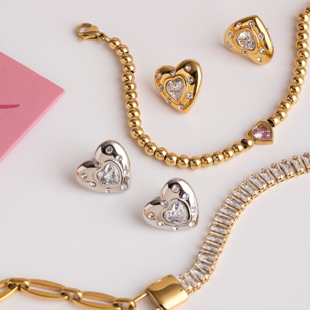 Retro Heart Stainless Steel Gold Color Drop Earrings h5Picture4