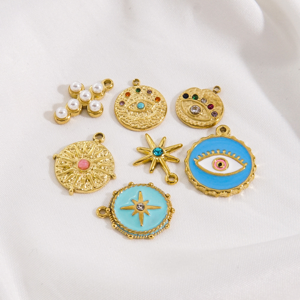 1 Pair Simple Series Retro Eye Stainless Steel   Gold Color  Women's Pendants h5Picture2