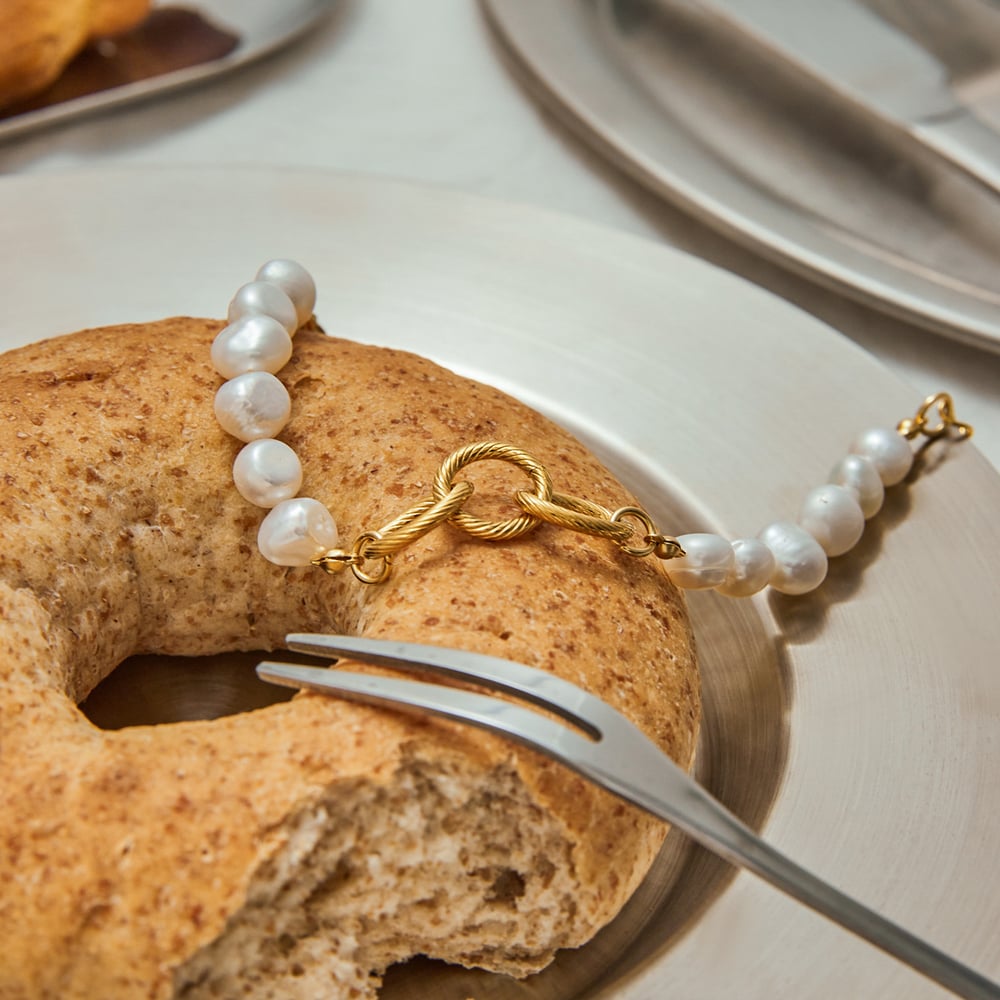 Elegant Stainless Steel Gold Color Pearl Beaded Bracelet h5Picture6