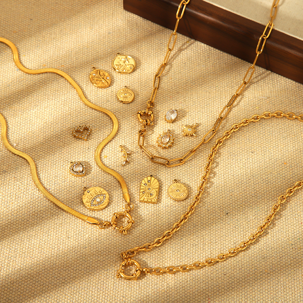 1 Pair Luxurious Series Elegant Geometric Stainless Steel   Gold Color  Zircon Unisex Pendants Picture2