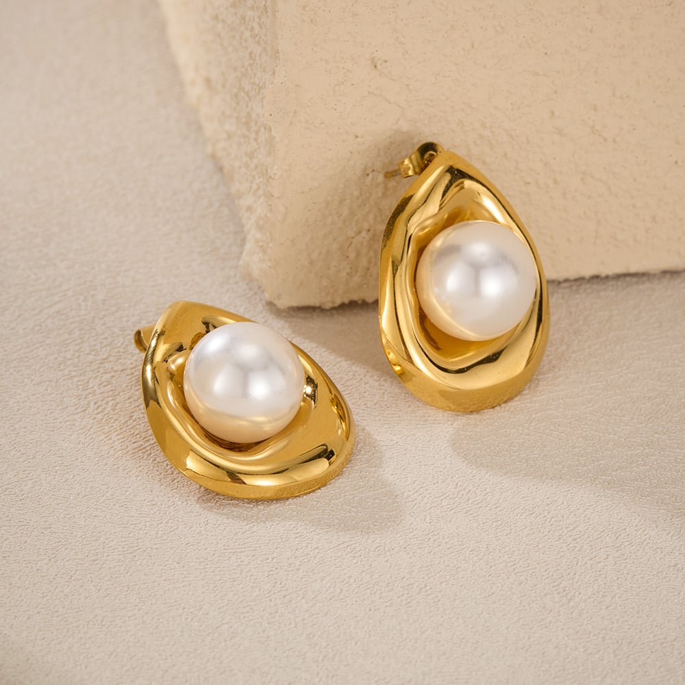 1 Paar Simple Series Tägliche geometrische Edelstahl Goldfarbene Damen-Ohrstecker Bild4