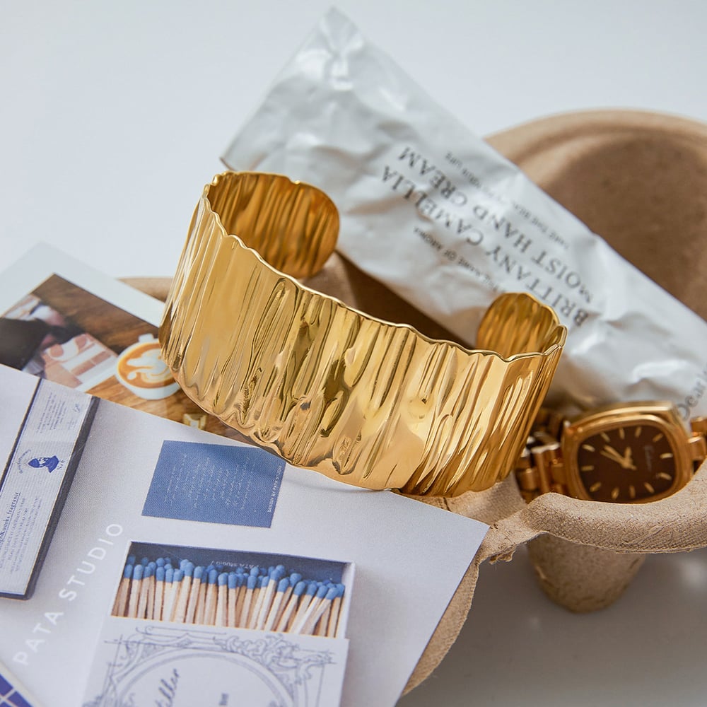 Solid Color Stainless Steel Gold Color Cuff Bracelets Picture4