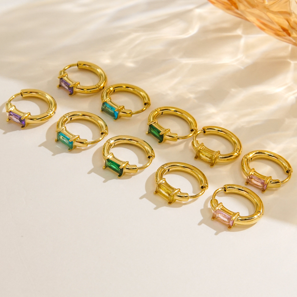 Einfache Serie Elegante einfarbige Creolen aus Edelstahl für Damen Bild3