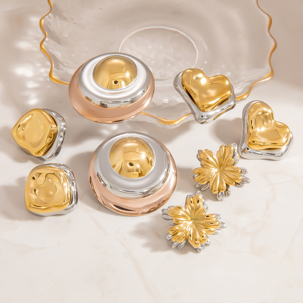 Minimalist Heart Stainless Steel Gold Color Women's Stud Earrings h5Picture4