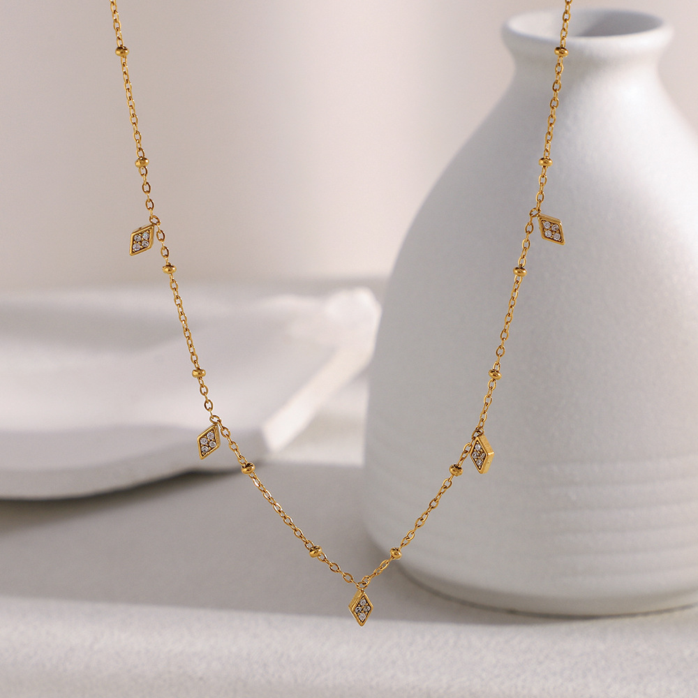 Simple Series Elegant Solid Color Stainless Steel Women's Chain Necklaces Picture2