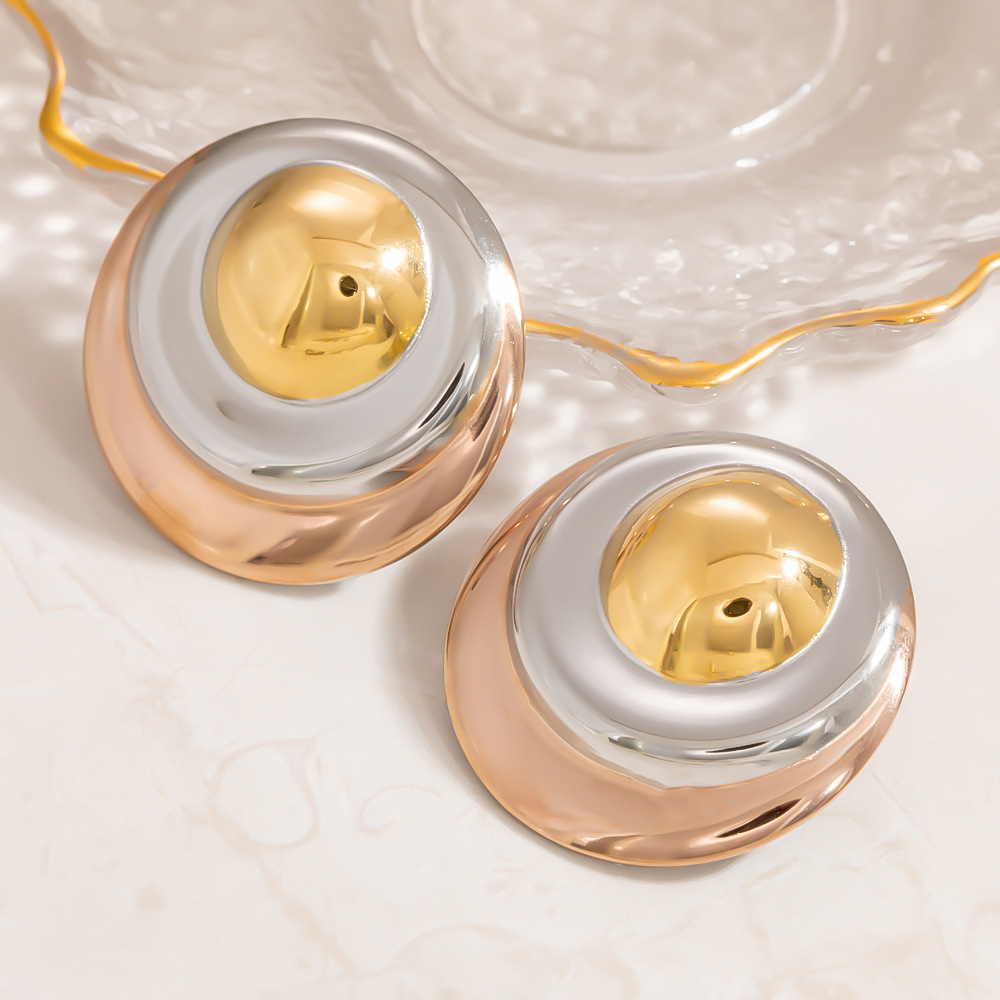 Minimalist Heart Stainless Steel Gold Color Women's Stud Earrings h5Picture5