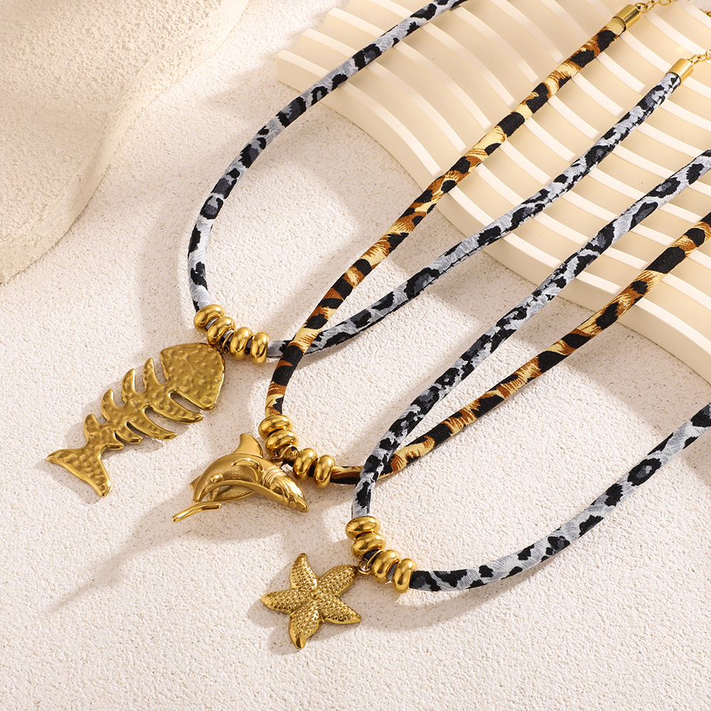 1 Piece Leopard Print Gold Color Stainless Steel Women's Pendant Necklaces Picture3