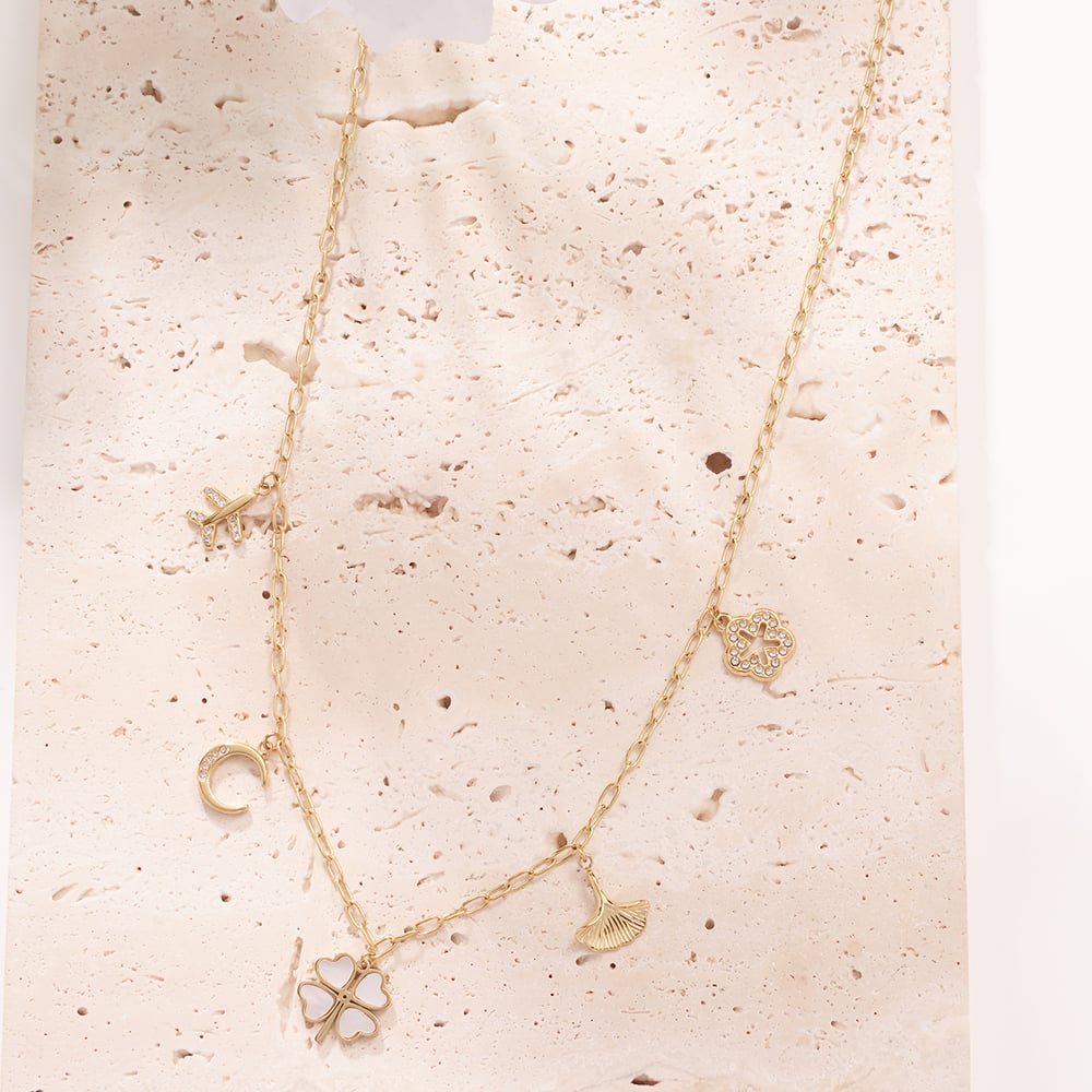 Romantic Clover Stainless Steel Gold Color Women's Pendant Necklaces h5Picture4