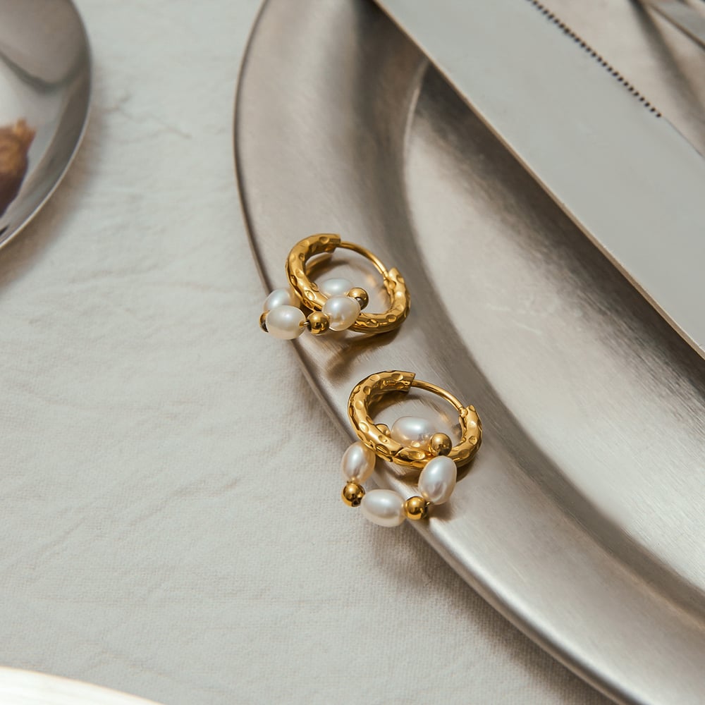 Retro Stainless Steel Gold Color Pearl Hoop Earrings h5Picture4