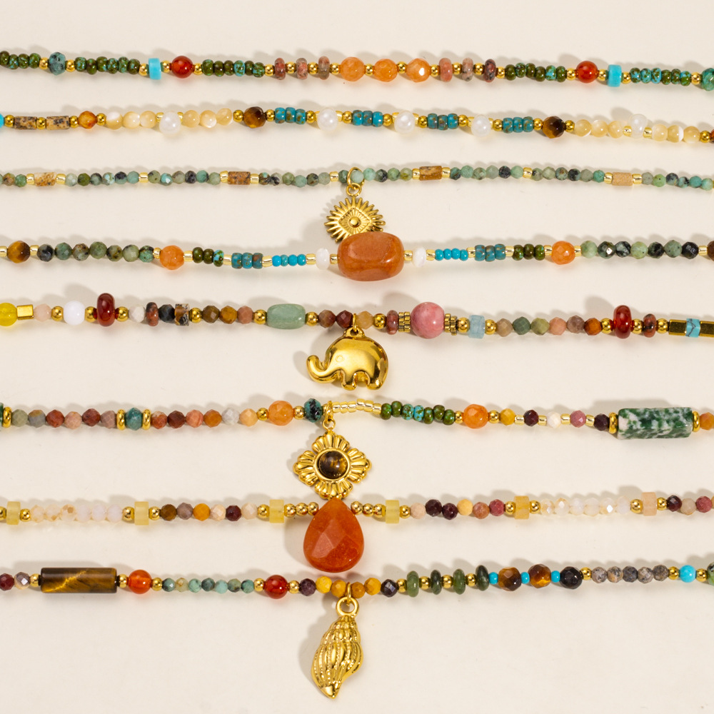 Mehrfarbige Natursteinperlen handgefertigte Damenhalsketten Bild2