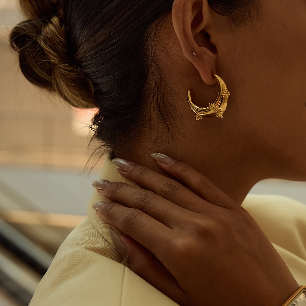 Retro Moon Stainless Steel Gold Color Hoop Earrings Picture3