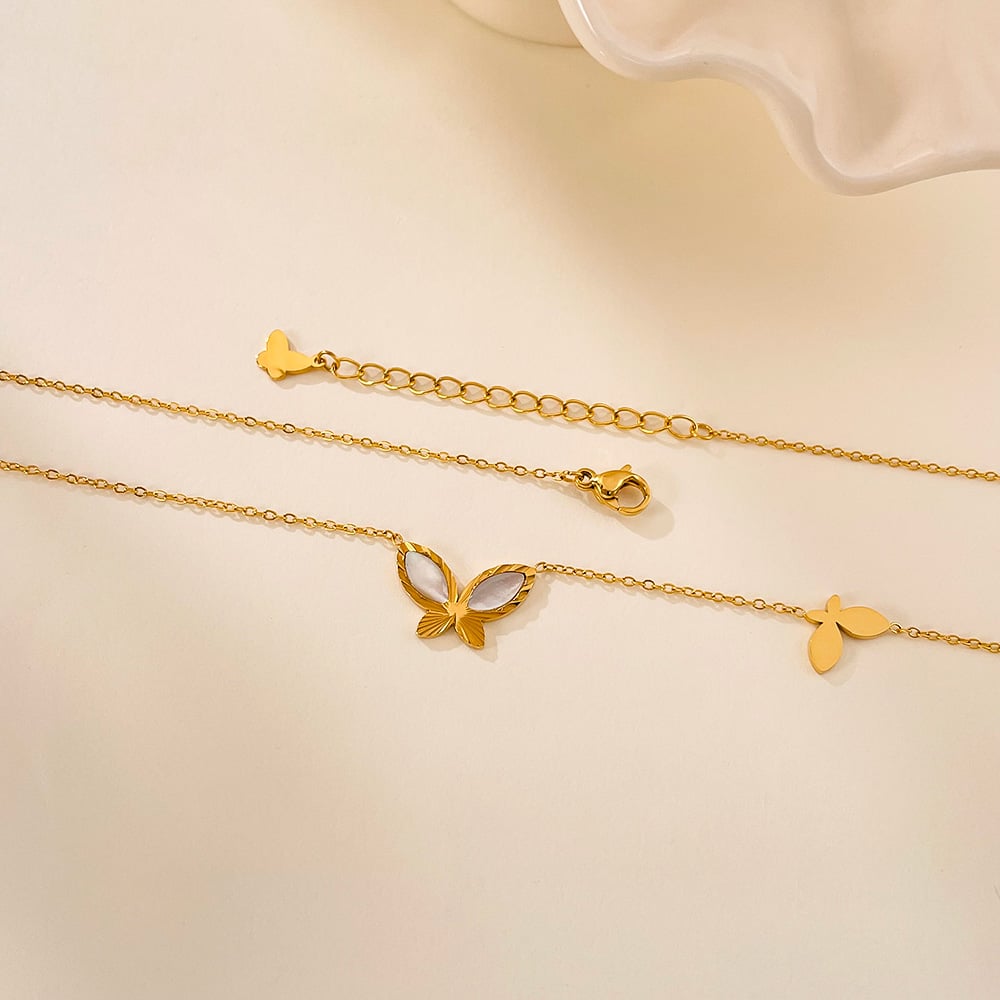 1 pezzo squisito ciondolo a forma di farfalla in acciaio inossidabile color oro da donna h5Immagine6