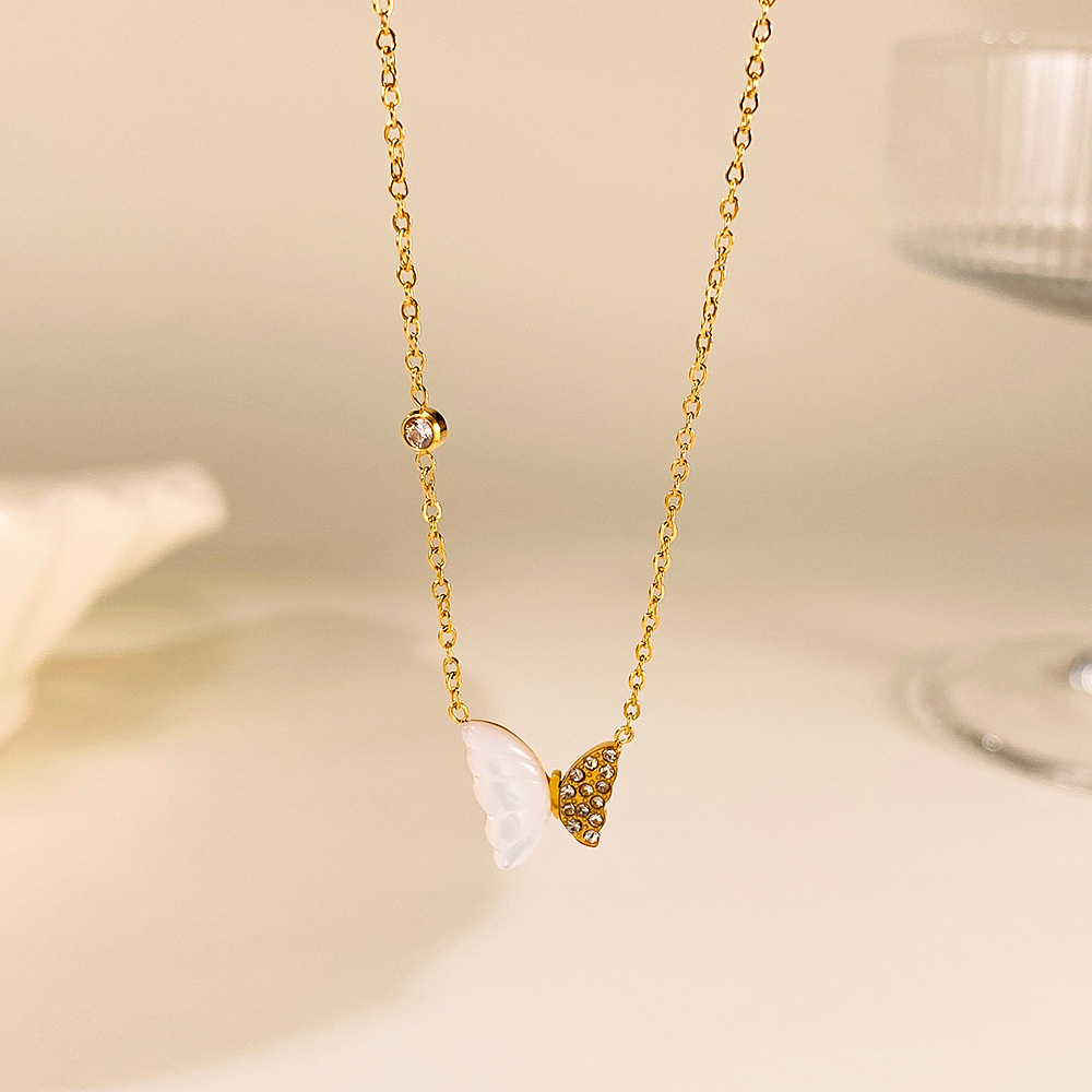 1 pezzo di collana con ciondolo a forma di farfalla in acciaio inossidabile color oro da donna h5Immagine4