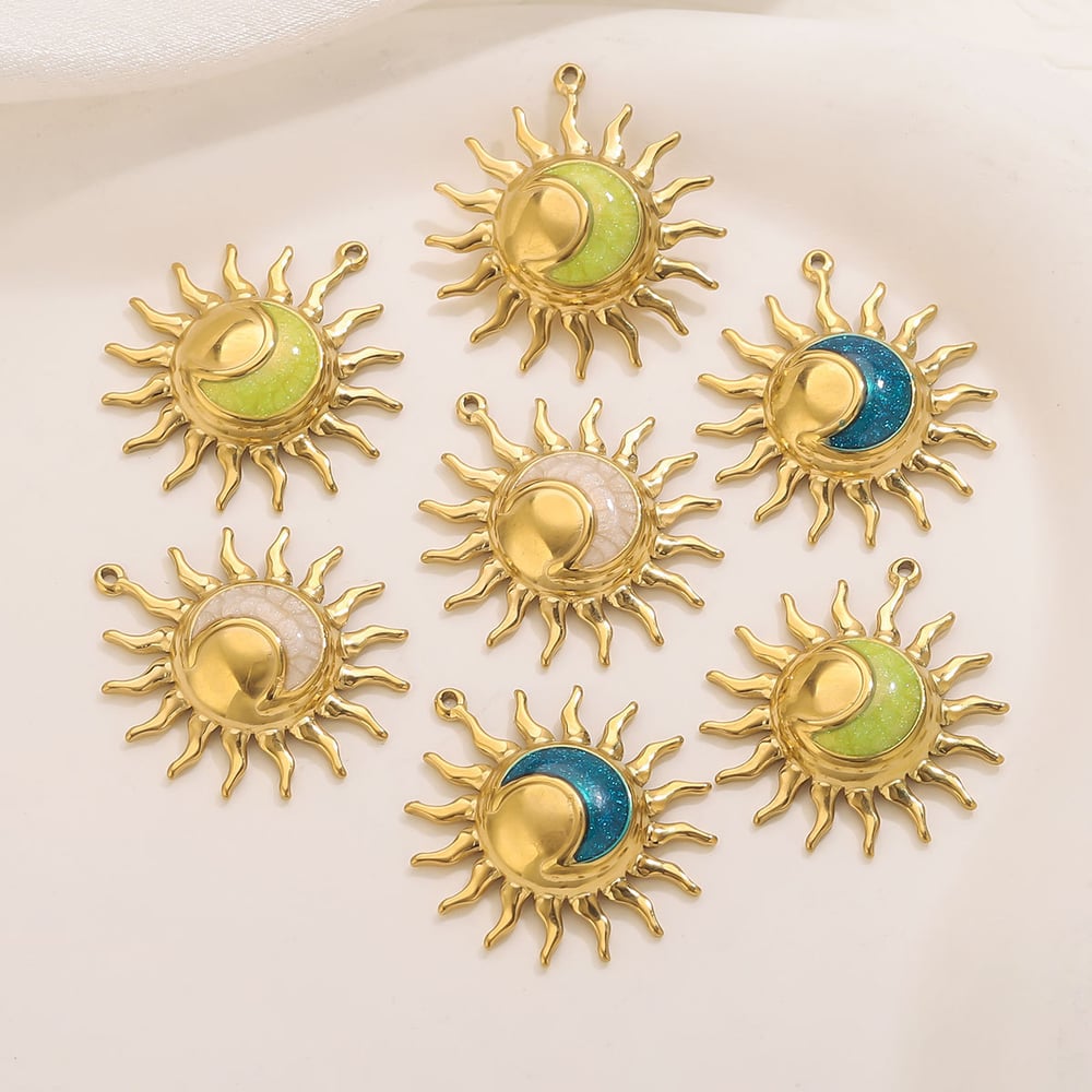 1 pieza clásica DIY Sol Acero inoxidable Color dorado Colgantes para mujer Imagen4