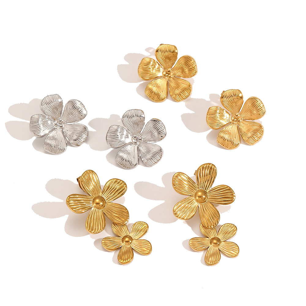 1 Pair Retro Flower Stainless Steel Gold Color Stud Earrings h5Picture4