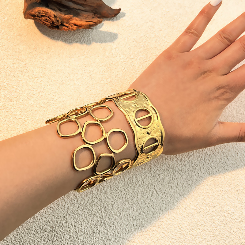 1 Piece Classic Stainless Steel Gold Color Cuff Bracelet Picture3