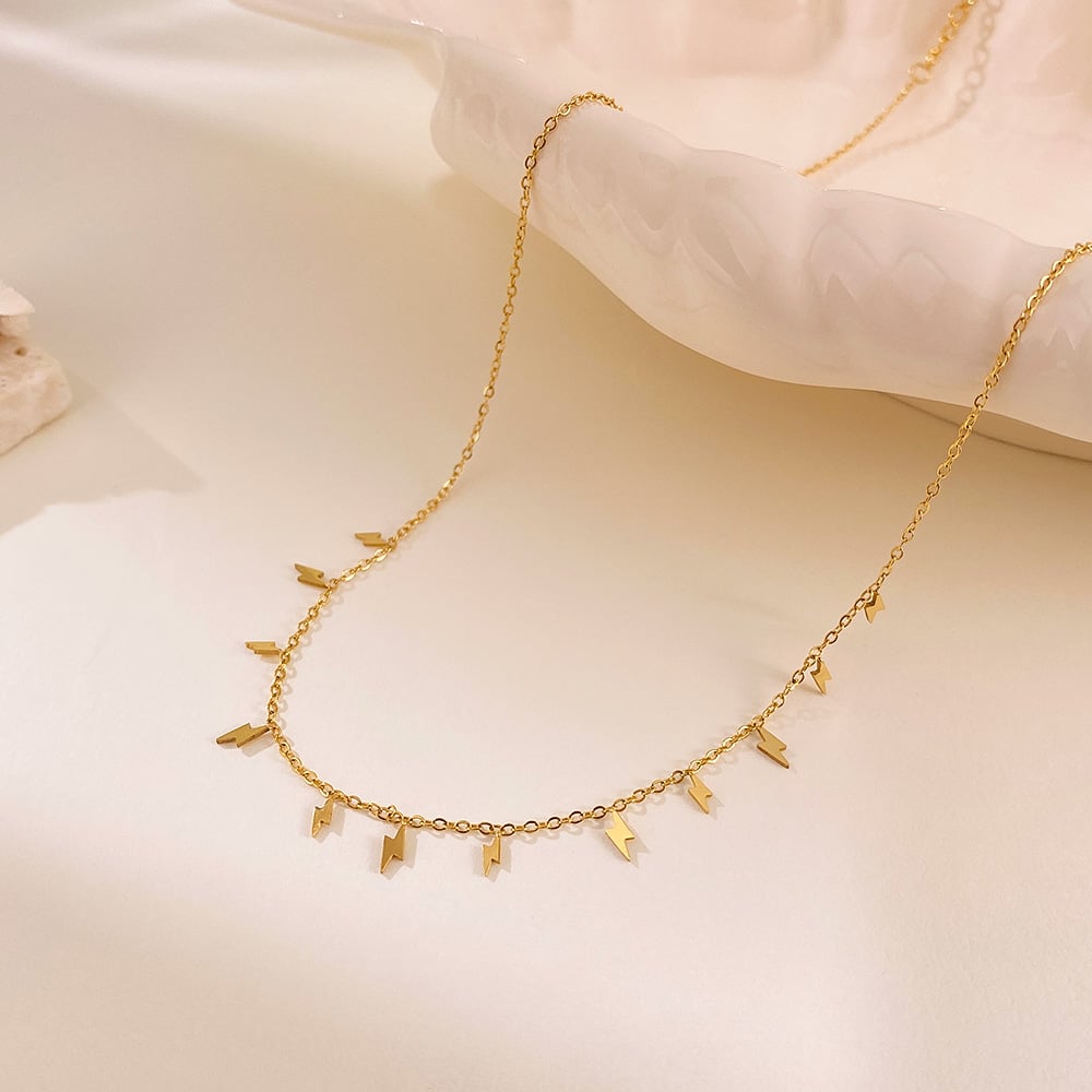 1 pezzo di collana con ciondolo da donna in acciaio inossidabile color oro con forma brillante Immagine7
