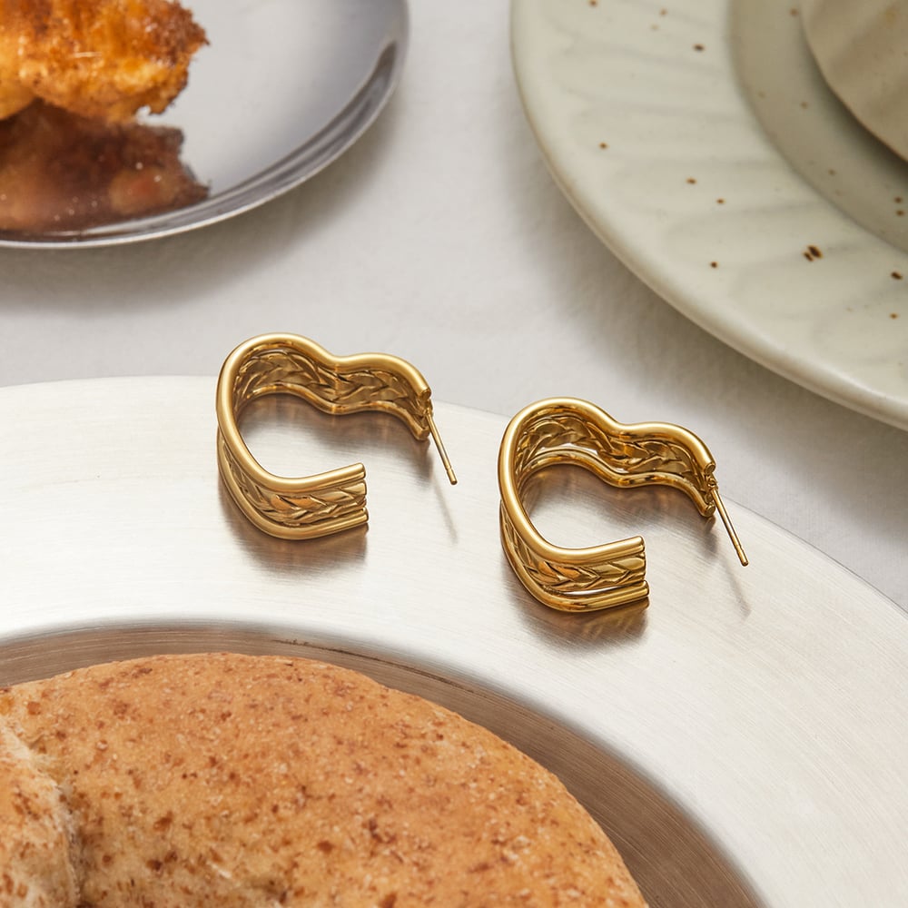 1 Pair Romantic Heart Stainless Steel Gold Color Women's Hoop Earrings h5Picture3