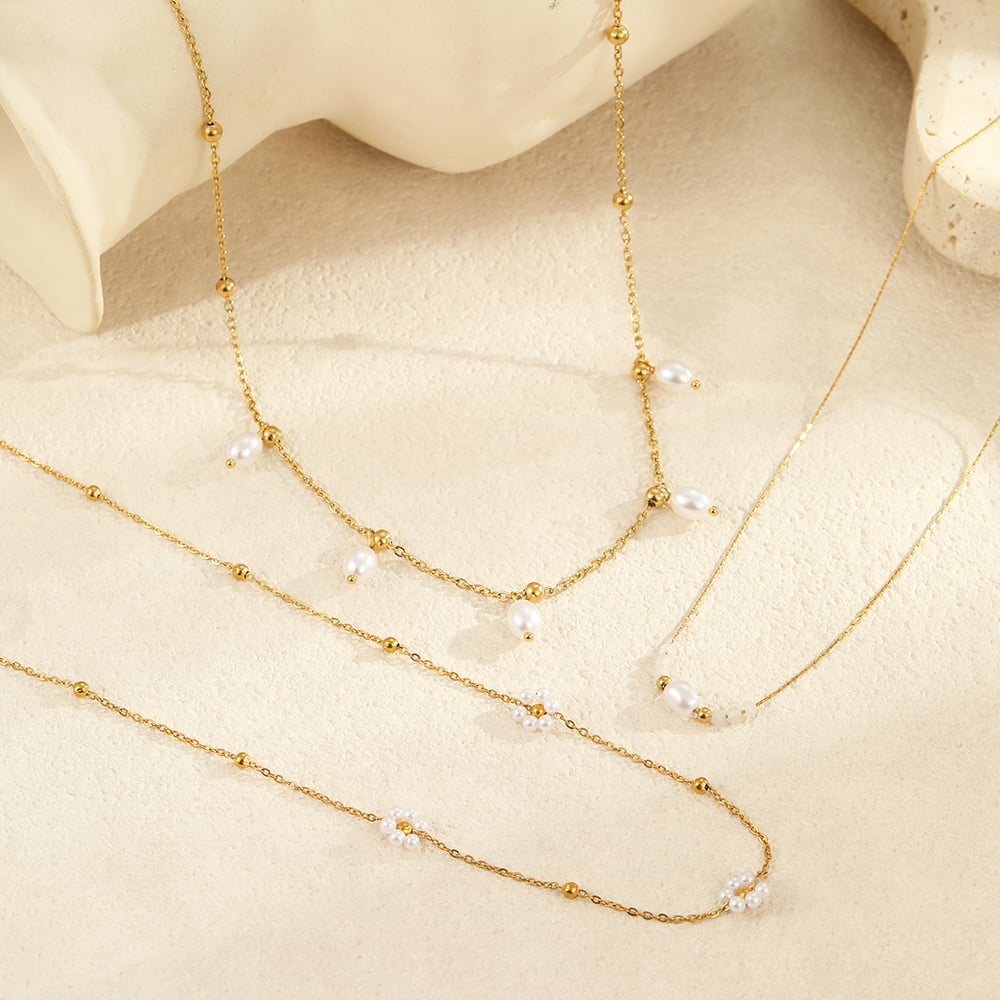 Sweet Flower Stainless Steel Gold Color Women's Pendant Necklaces h5Picture2