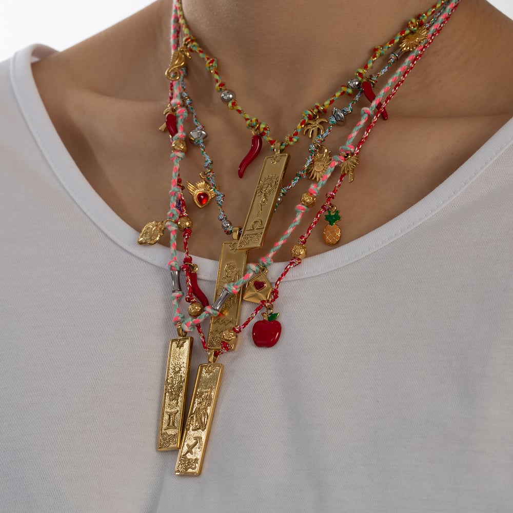 1 Piece Elegant Rectangular Stainless Steel Gold Color Women's Pendant Necklaces h5Picture2