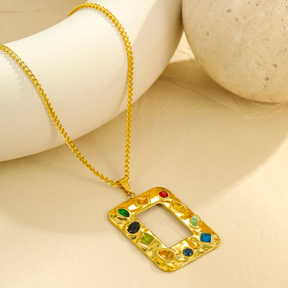 Luxurious  Retro Geometric Stainless Steel  Gold Color Women's Pendant Necklaces h5Picture3