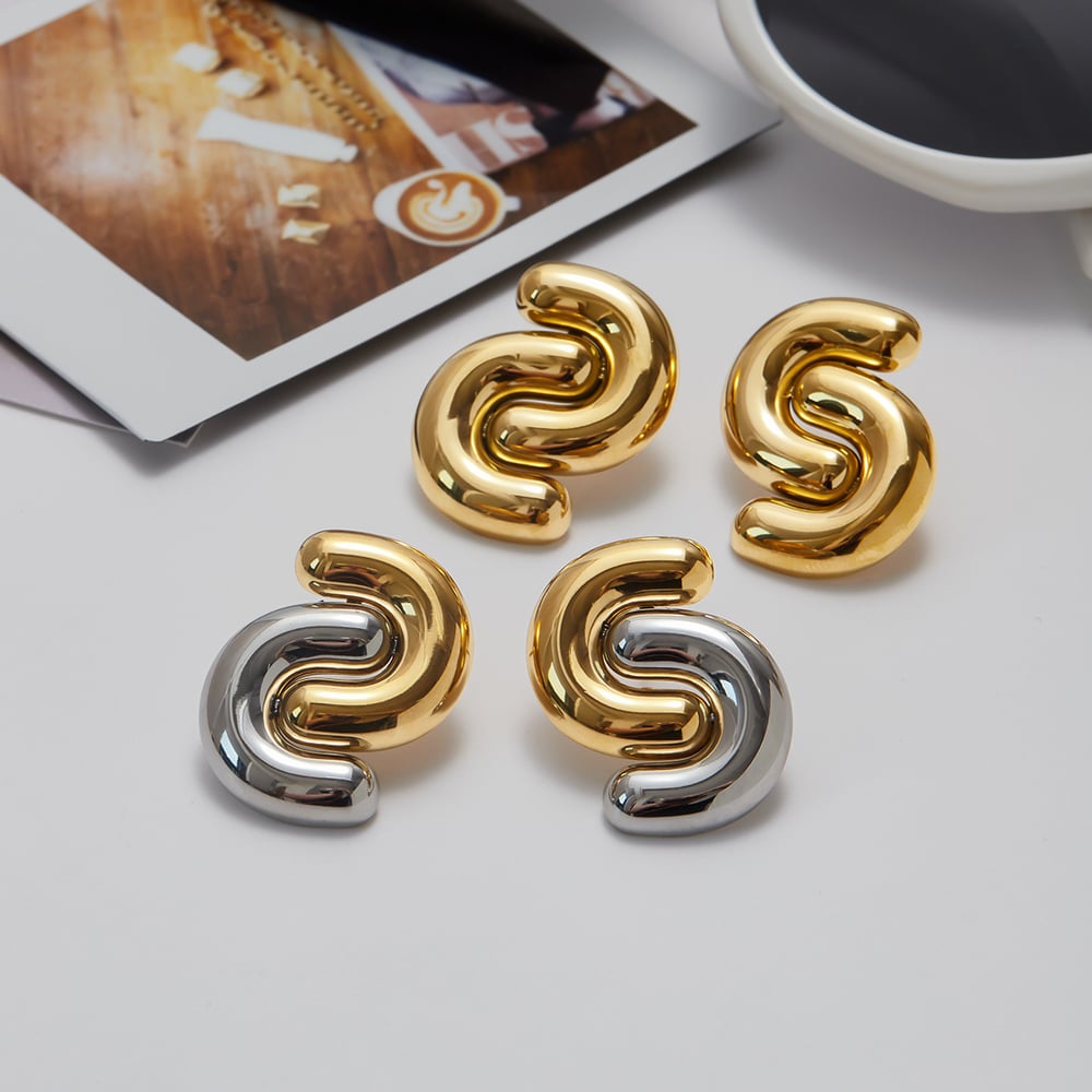 1 Pair Classic S Letter Stainless Steel Gold Color Women's Stud Earrings h5Picture7