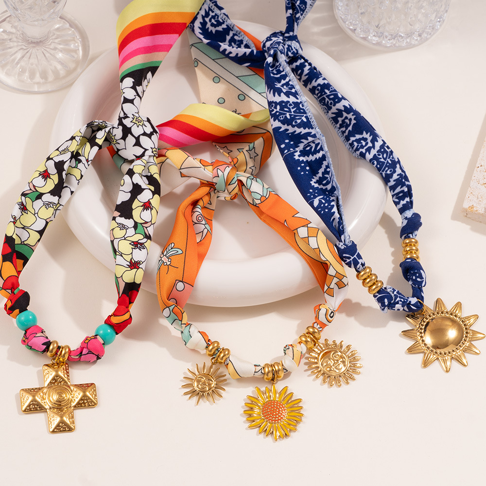 1 Piece Ethnic Flower Women's Pendant Necklaces h5Picture3