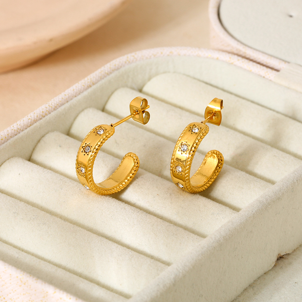 1 paire de boucles d'oreilles créoles rétro en acier inoxydable et zircon pour femme, série classique Image2