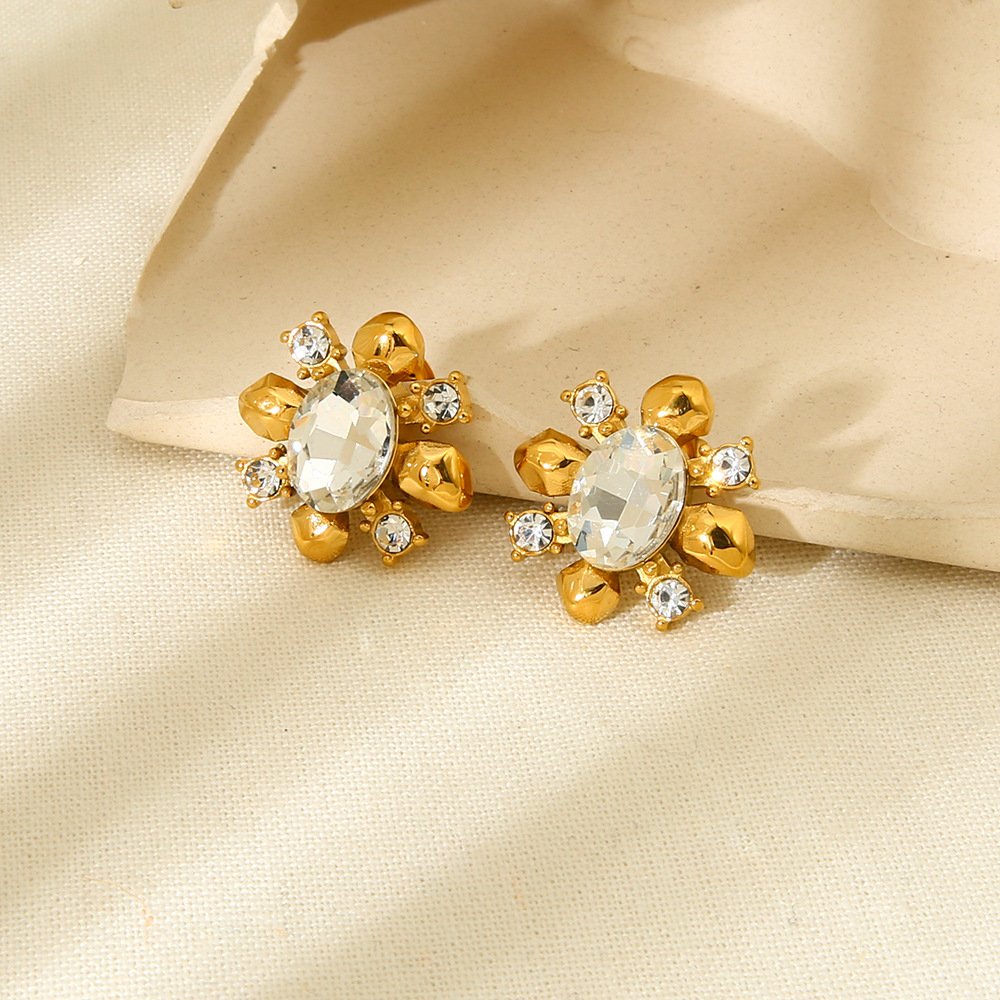 Luxurious Series Elegant Geometric Stainless Steel Women's Stud Earrings h5Picture3