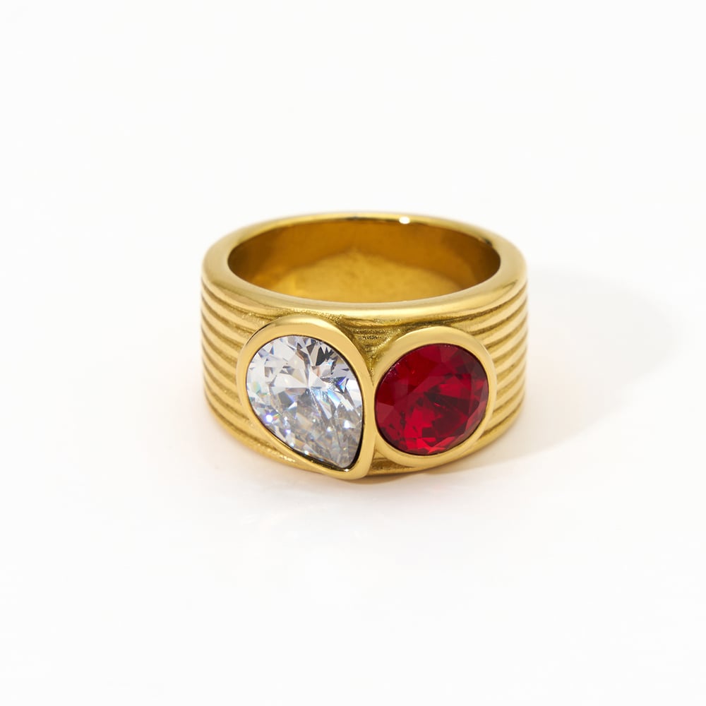 1 stuk luxe serie retro druppel roestvrij staal goudkleurige dames edelsteen ringen