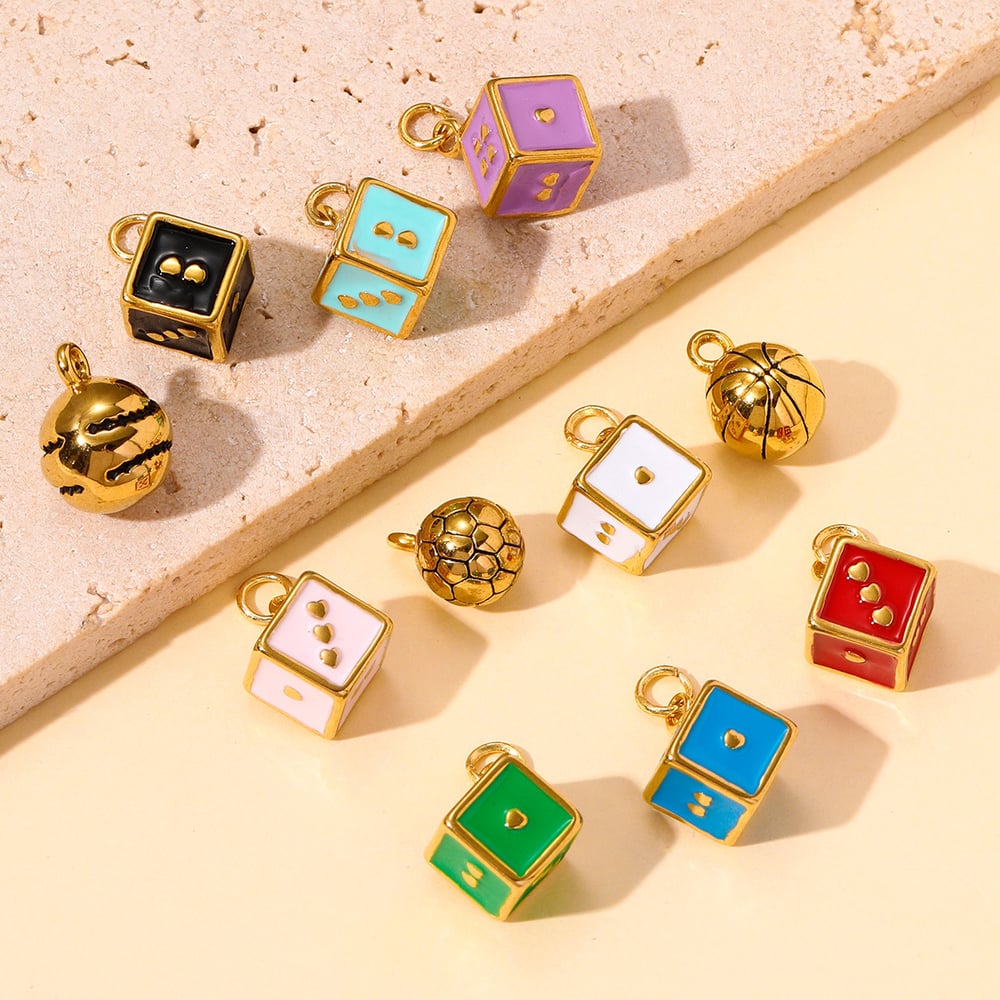 1 pezzo di ciondolo da donna in acciaio inossidabile a forma di dado carino Immagine4