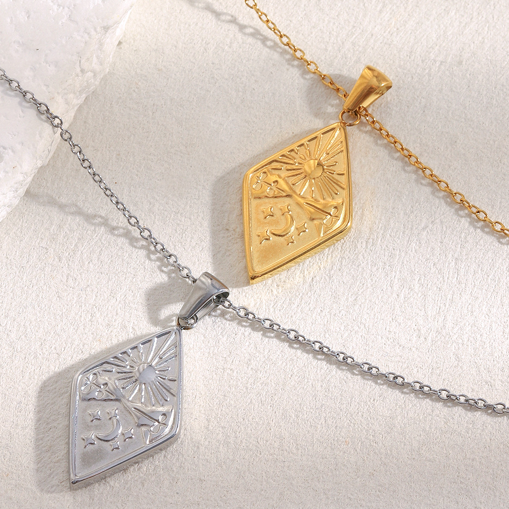 1 Piece Simple Series Daily Sun Stainless Steel Women's Pendant Necklaces Picture3